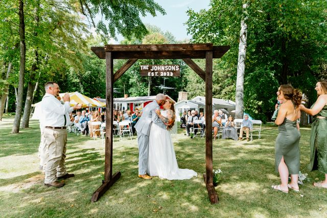 Featured photo from Shawna x Dylan | Family Cottage