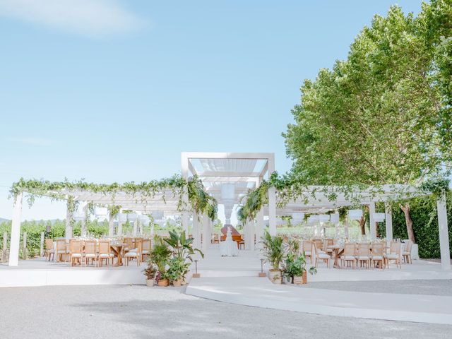 Featured photo from A Chic and Contemporary Wedding at Beaulieu Garden