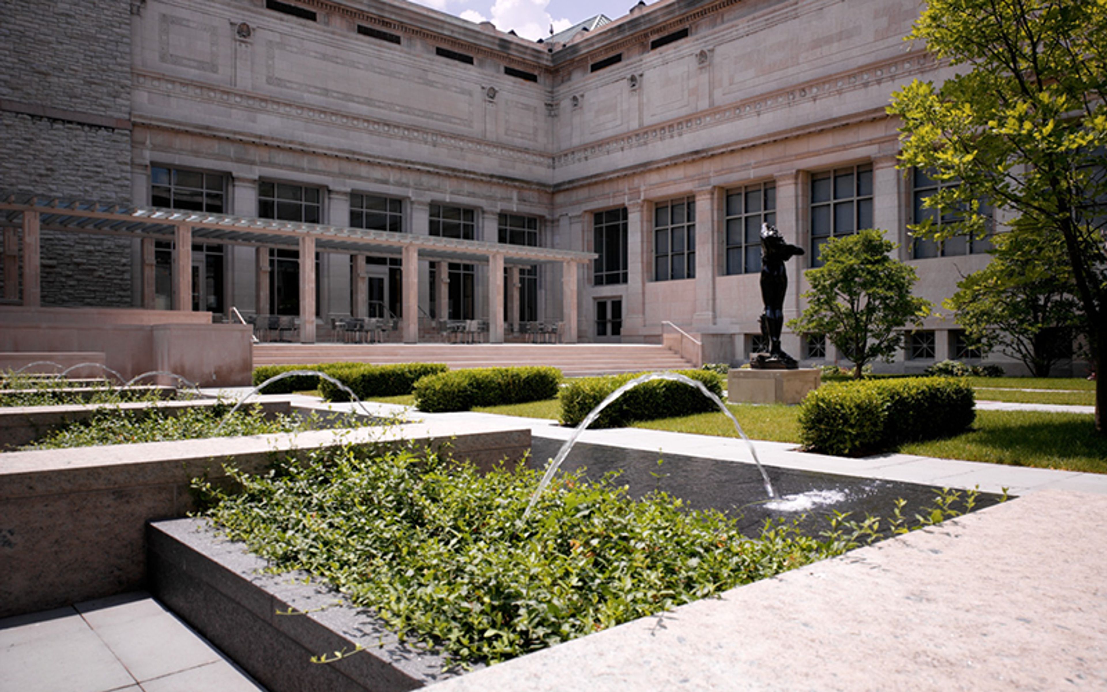 Alice Bimel Courtyard, an event space at Cincinnati Art Museum