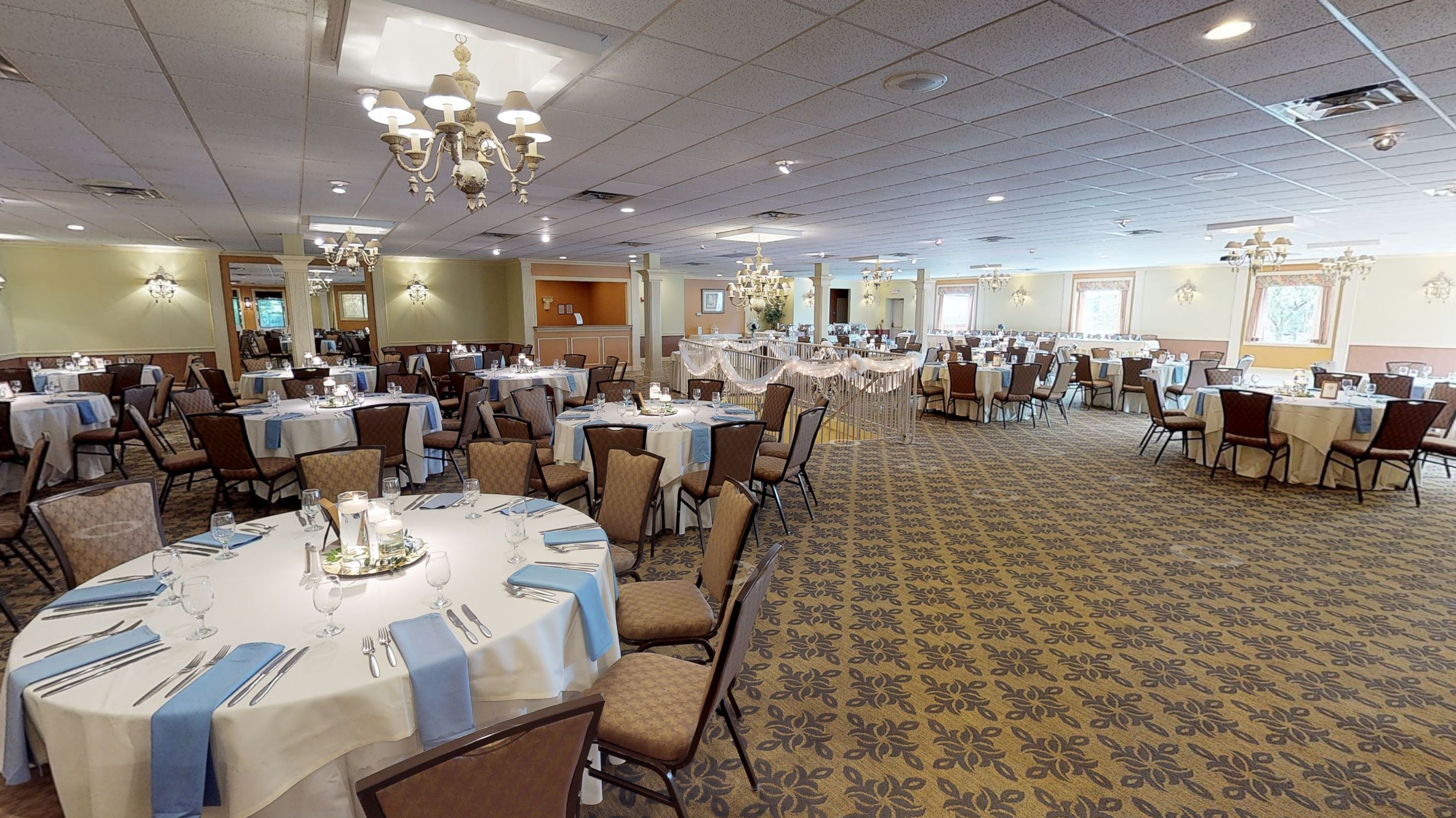 Vista Room, an event space at The Gardens of Park Hills