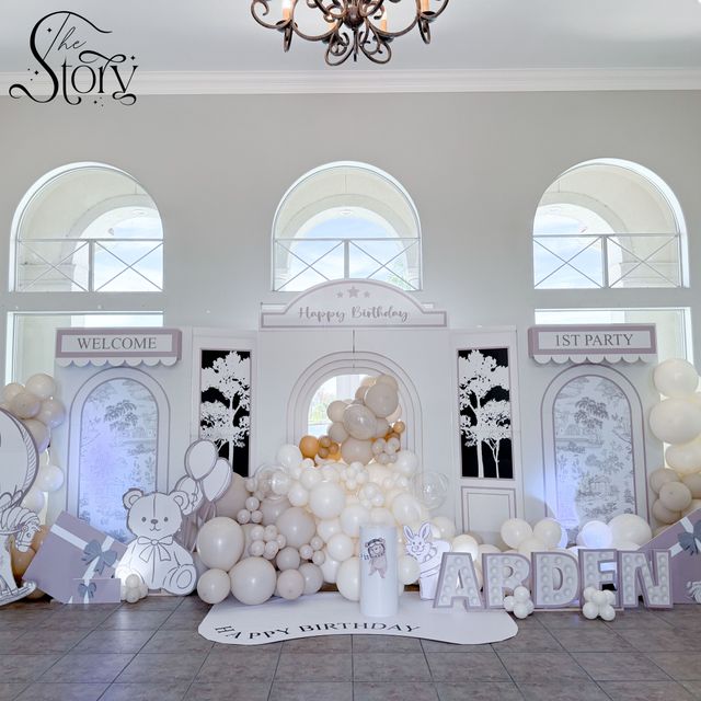 Featured photo from Luxury white and brown Bear - Baby shower