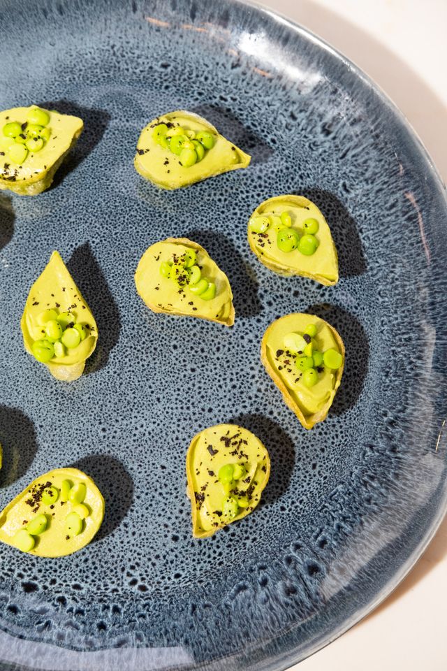 Featured photo from Petit Shabbat Dinner