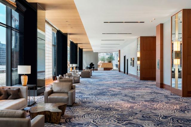 Featured photo from Promenade