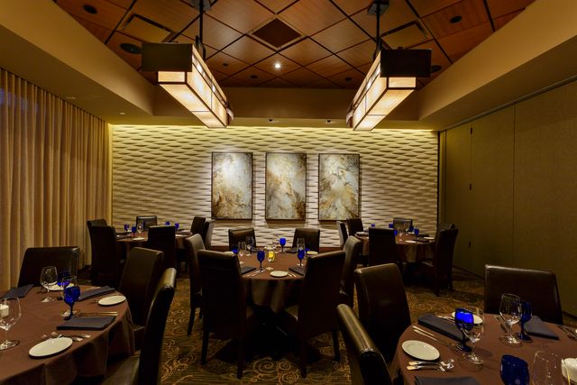 Featured photo from Vintage Room