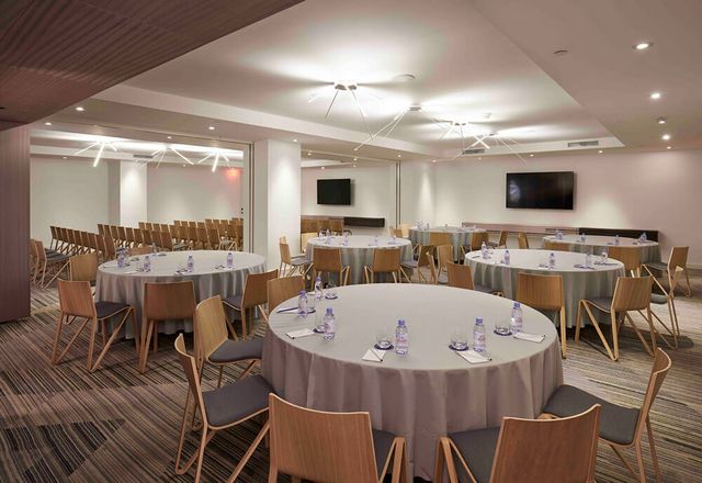 Featured photo from Franklin Room East & West