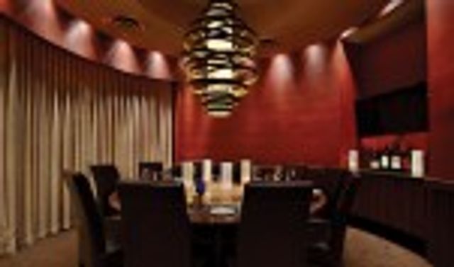 Featured photo from Round room