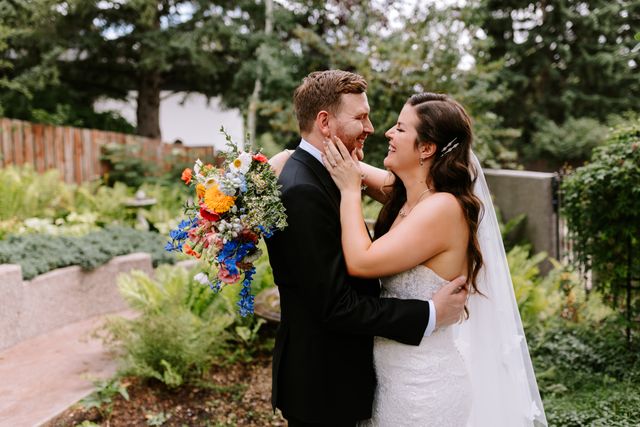 Featured photo from Elegant Country Wedding