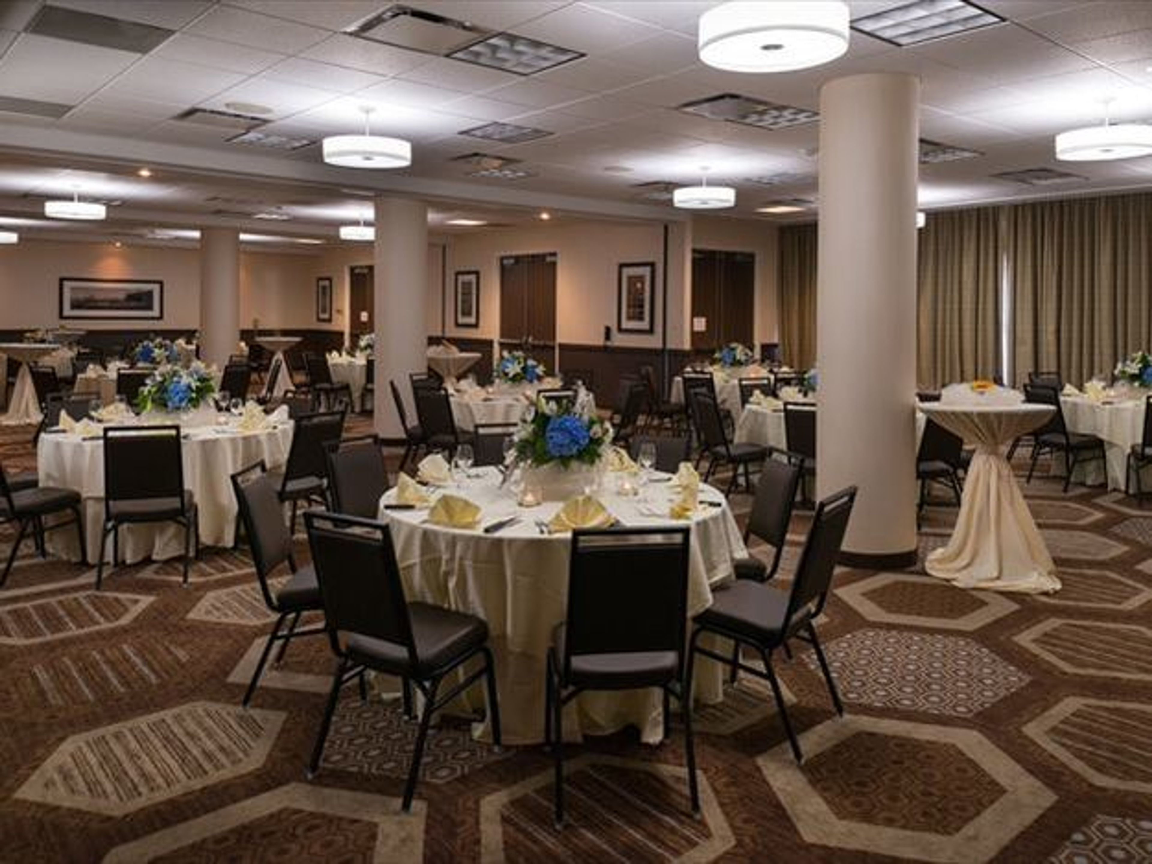 Ballroom, an event space at Harry Caray’s Italian Steakhouse – Rosemont