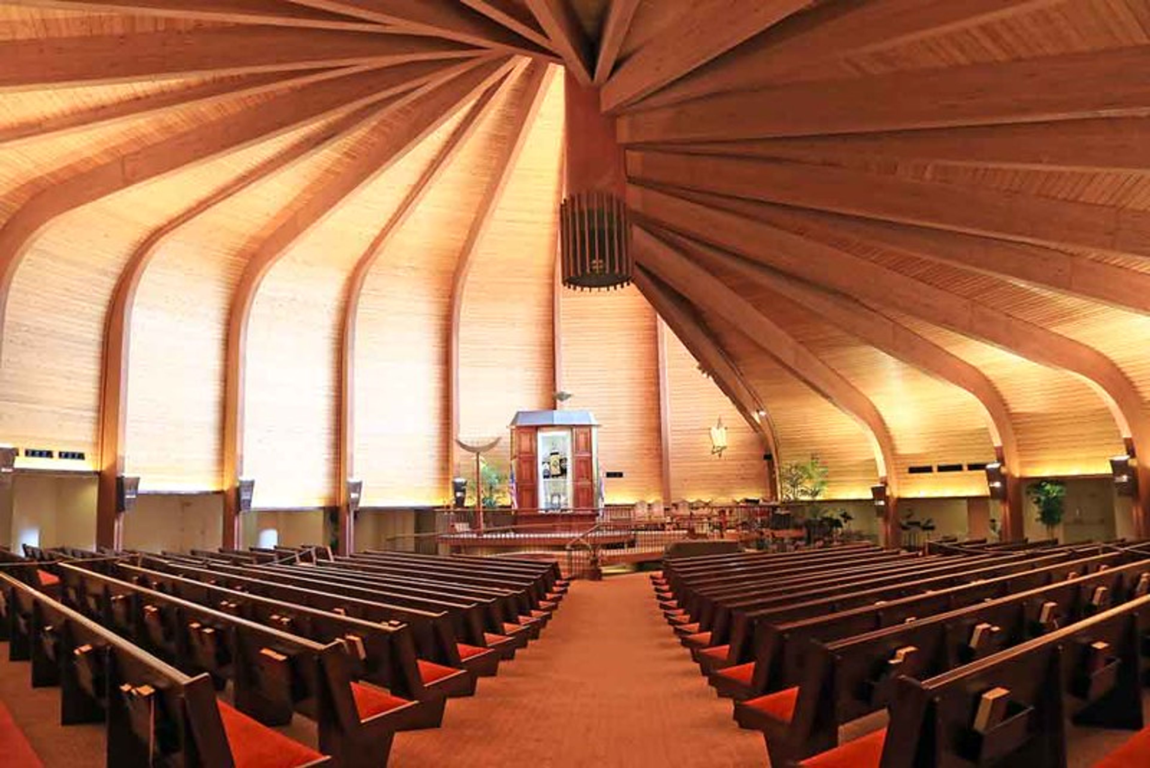 Grand Sanctuary Option, an event space at Katz Pavilion & Historic Yeckes Family Chapel