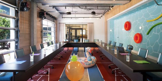 Featured photo from Moxy Meeting Room