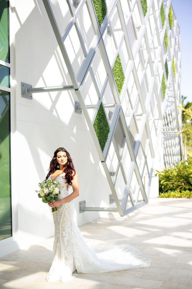 Featured photo from BRAND NEW Elegant Wedding at Pier Sixty-Six