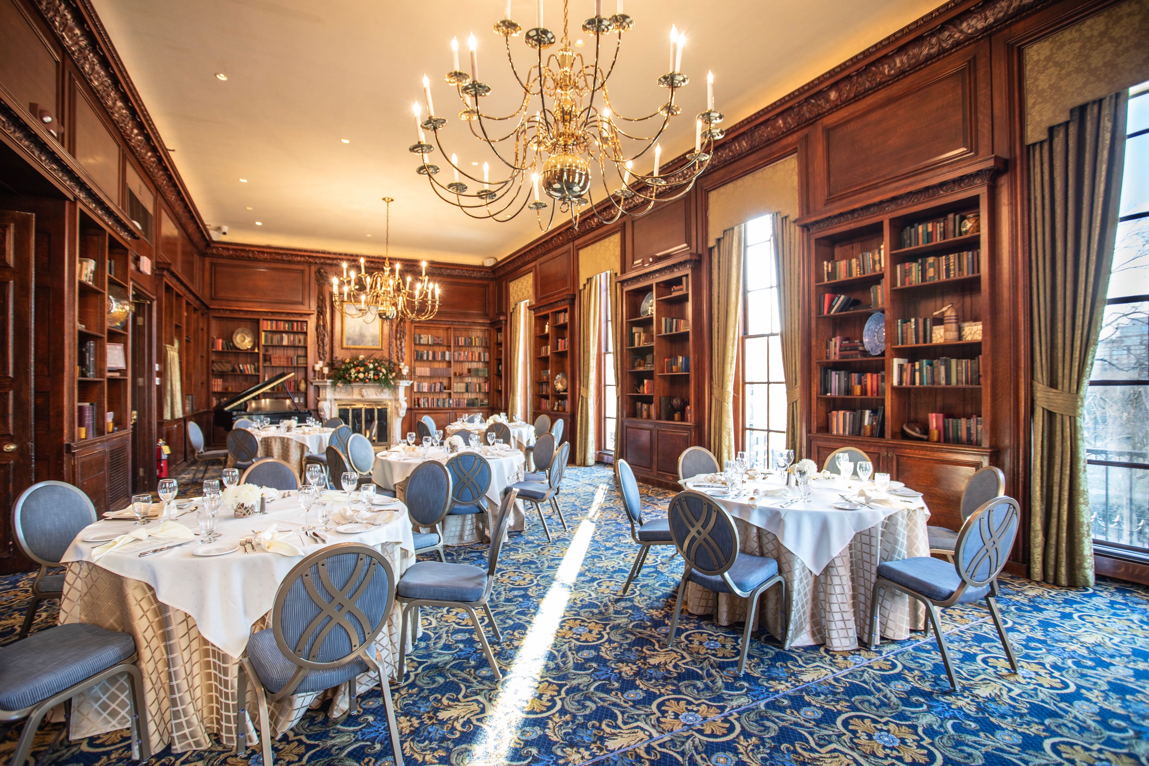 2nd Floor Library & Baker Bar, an event space at Hampshire House