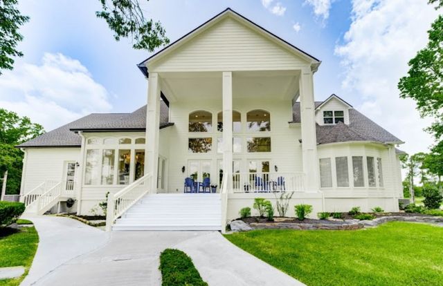 Featured photo from The Manor House