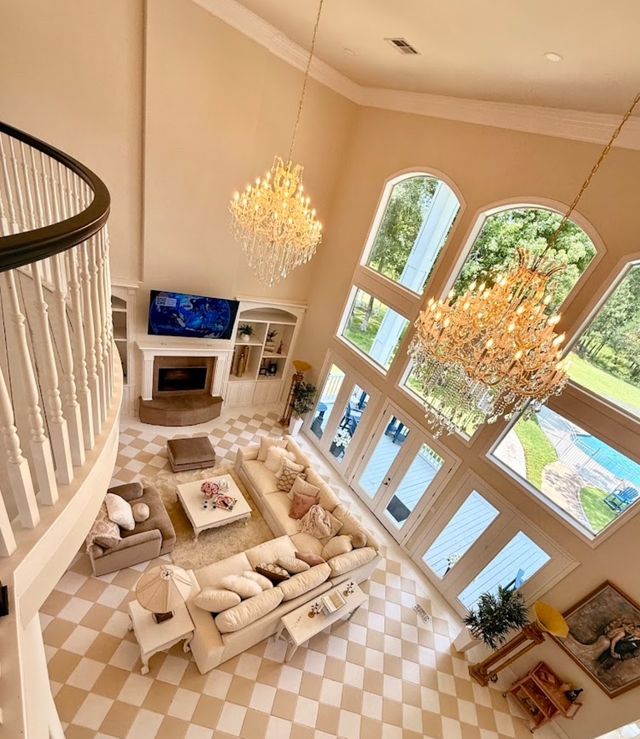 Featured photo from Inside The Manor House