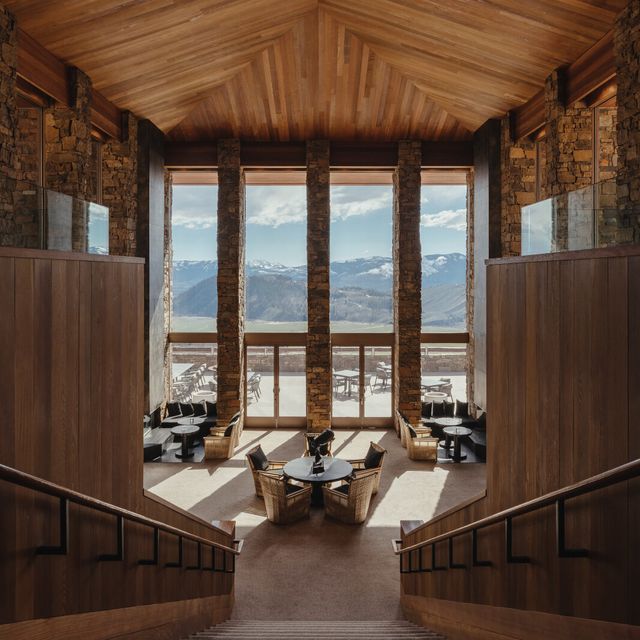 Featured photo from Lounge