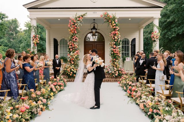 Featured photo from See This Elegant Spring Wedding with Garden Blooms and Southern Charm at Montage Palmetto Bluff