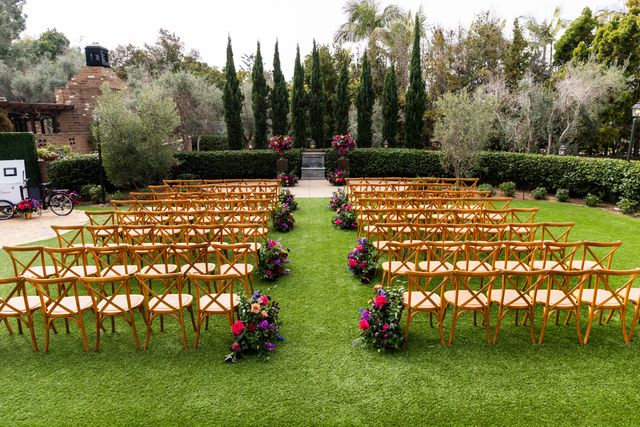 Featured photo from Olive Lawn