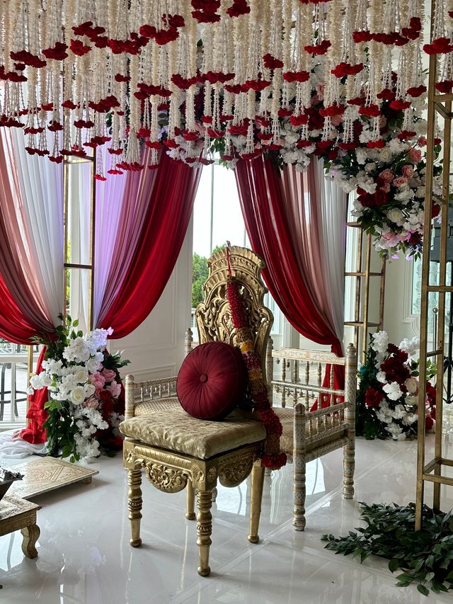 Featured photo from It Rained Flowers at the Westmount Country Club
