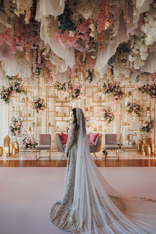 Featured photo from Stunning Reception, magical and romantic details