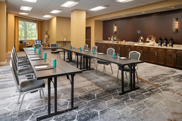 Featured photo from Pearl