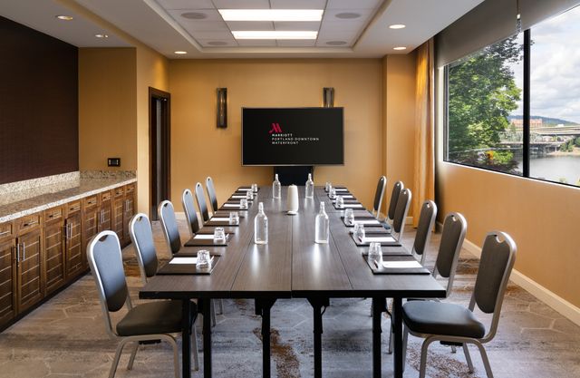 Featured photo from Laurelhurst