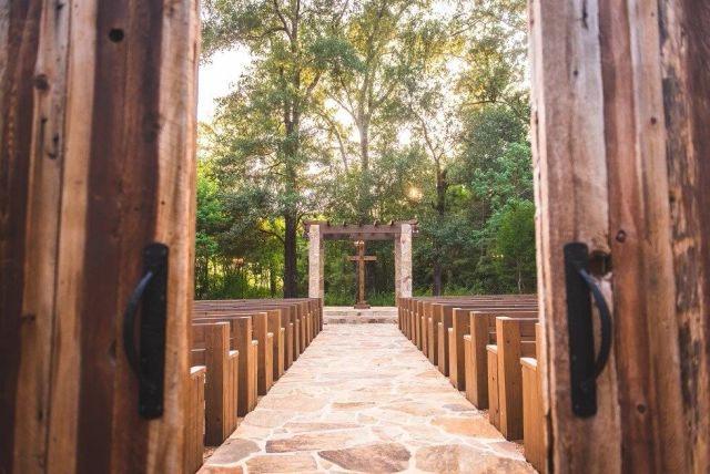 Featured photo from The "Oaks" Outdoor Ceremony