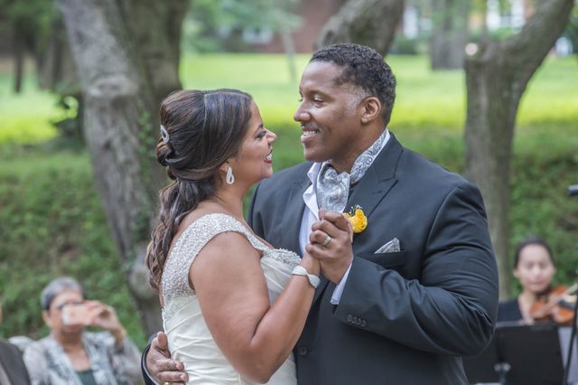 Featured photo from George and Wendy's Casual and Elegant Wedding