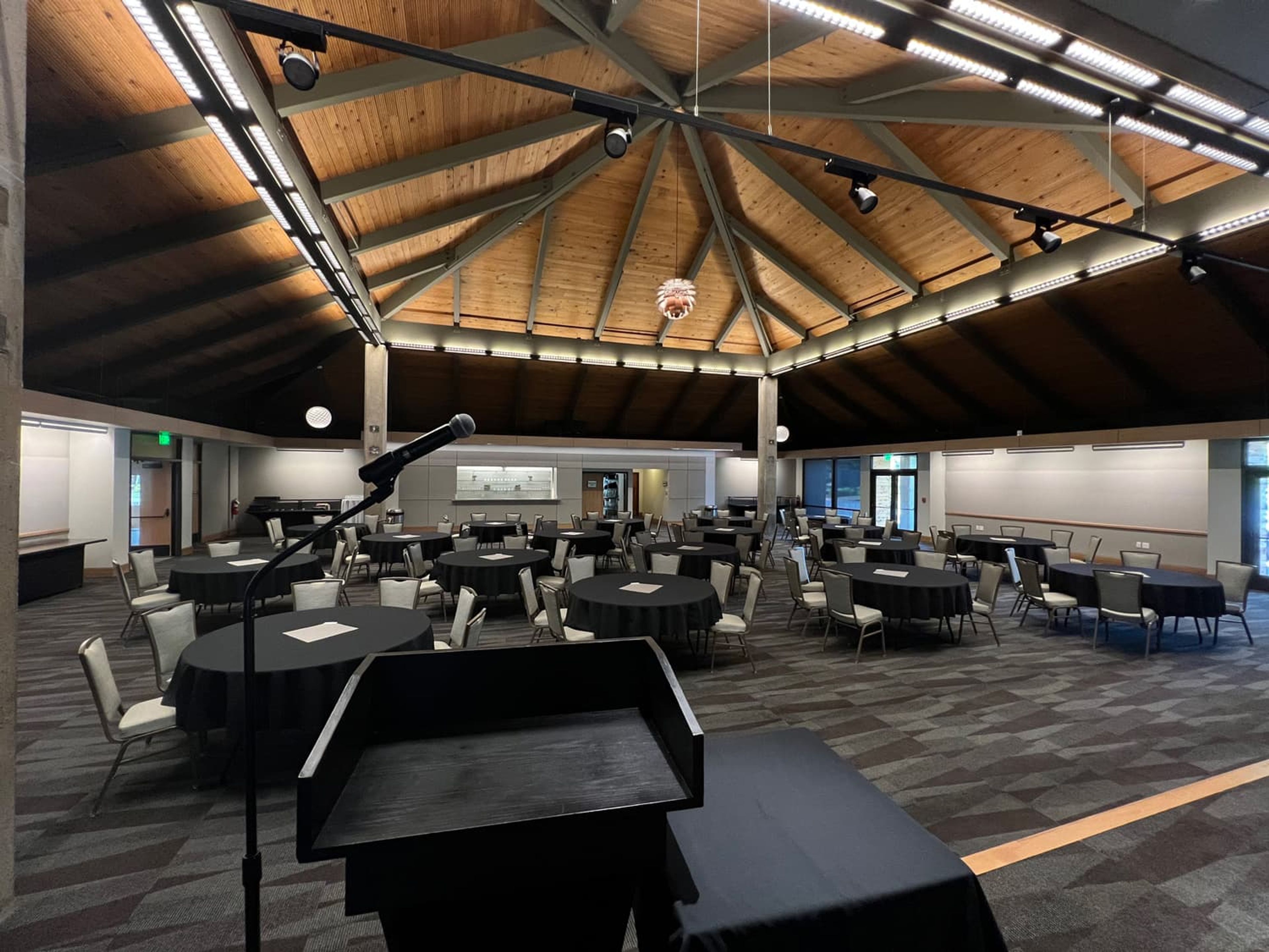 Gorge Room, an event space at Best Western Plus Hood River Inn