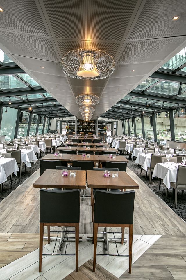 Featured photo from Odyssey Chicago River