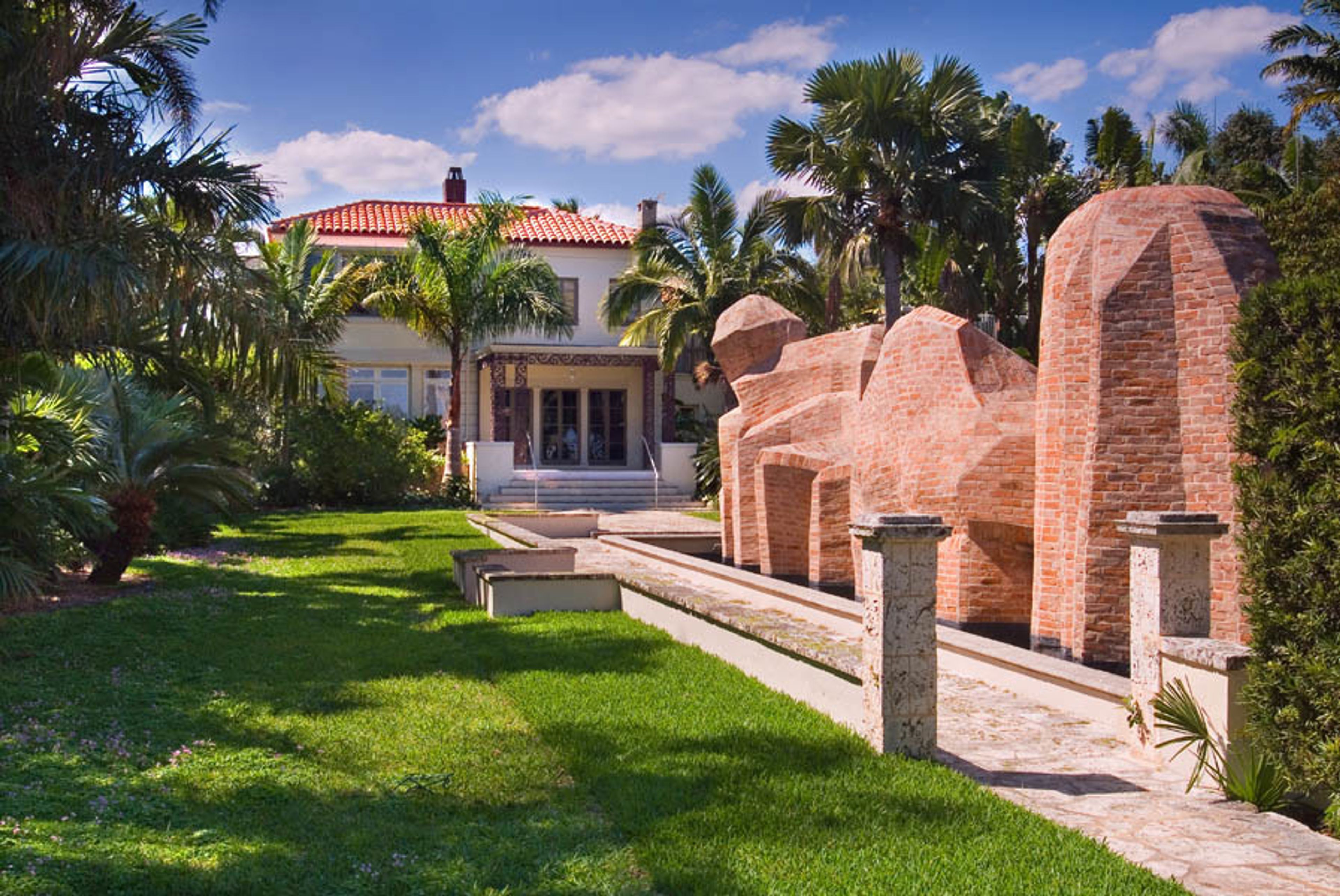 The Main Lawn, an event space at Ann Norton Sculpture Gardens
