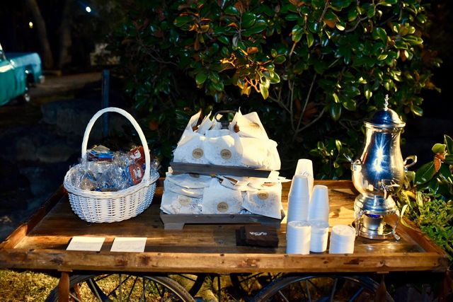 Featured photo from Wedding Favors at Valet Stand