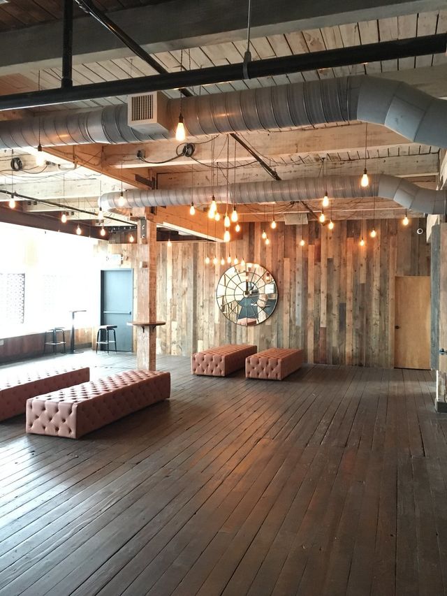 Featured photo from The Lobby