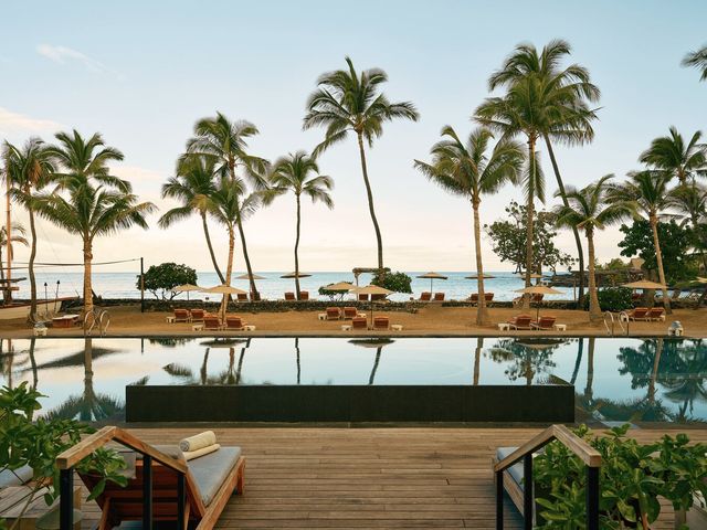 Featured photo from Shipwreck Pool & Beach