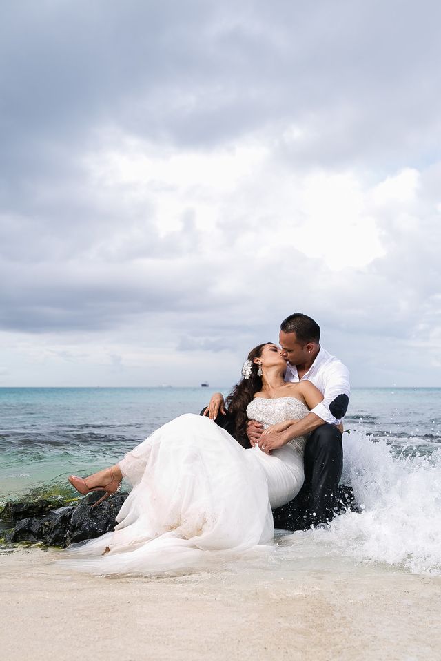 Featured photo from Marisa and Suresh's Glam Aruba Wedding