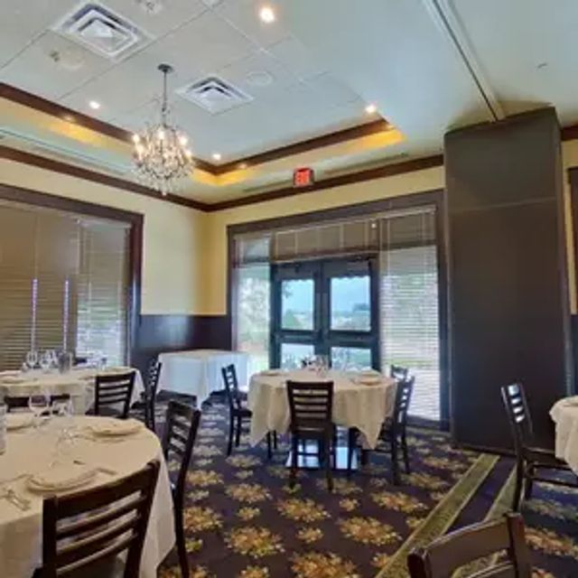 Featured photo from Entire Banquet Space