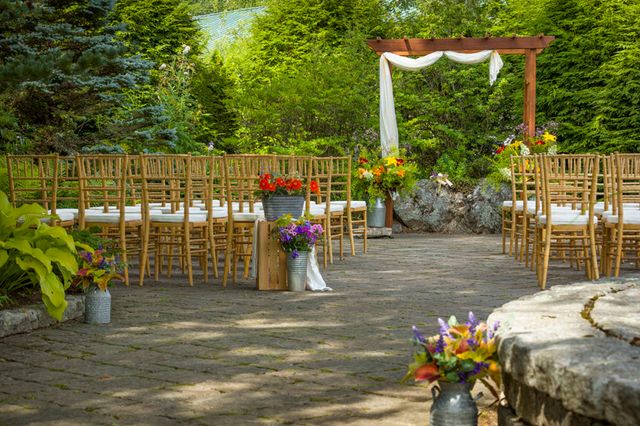 Featured photo from Mapleview Gardens