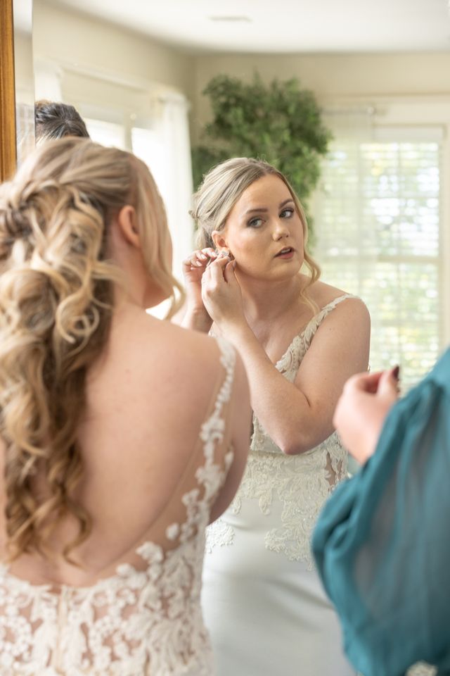 Featured photo from Sara & Ryan at Willow Ridge