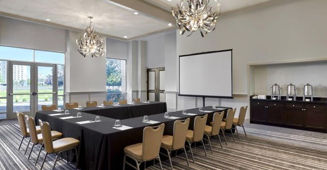 Featured photo from Private Boardrooms