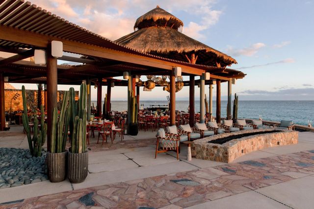 Featured photo from La Palapa