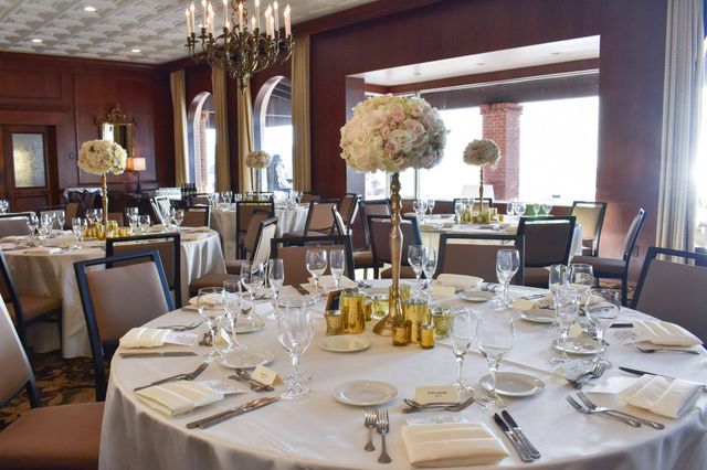 Featured photo from Walnut Lounge