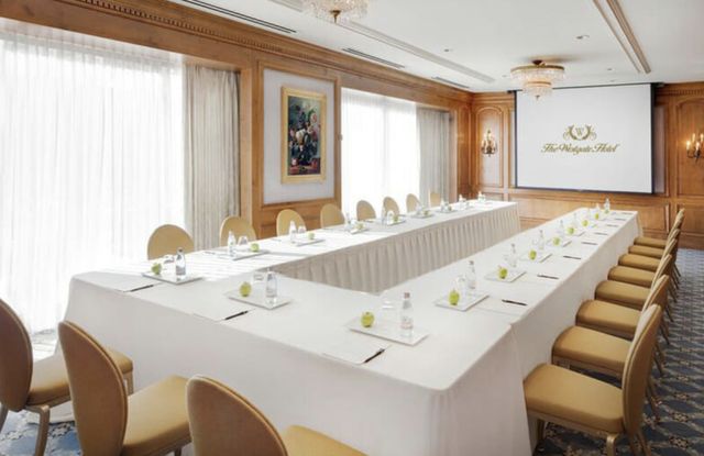 Featured photo from Envoy