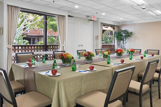 Featured photo from Aztec Room