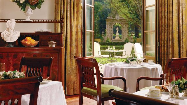 Featured photo from La Magnolia