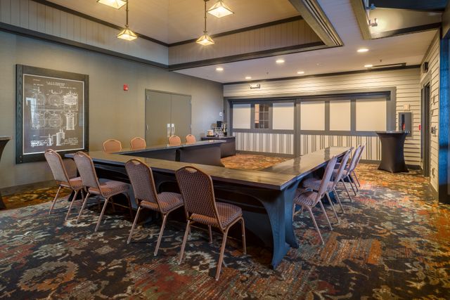 Featured photo from Chittenango Room