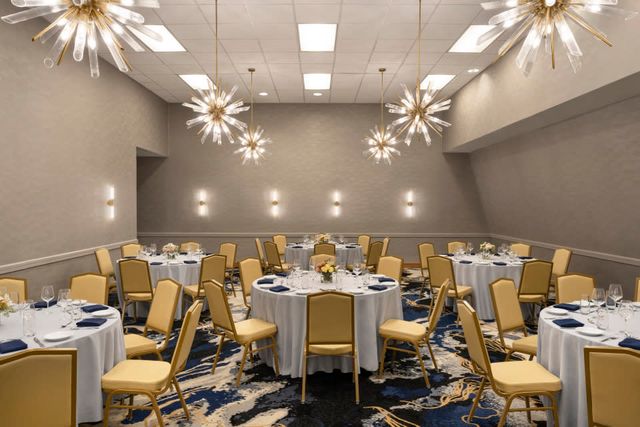Featured photo from Florida Room