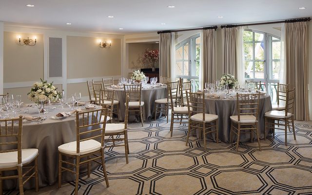 Featured photo from Ben Franklin Room