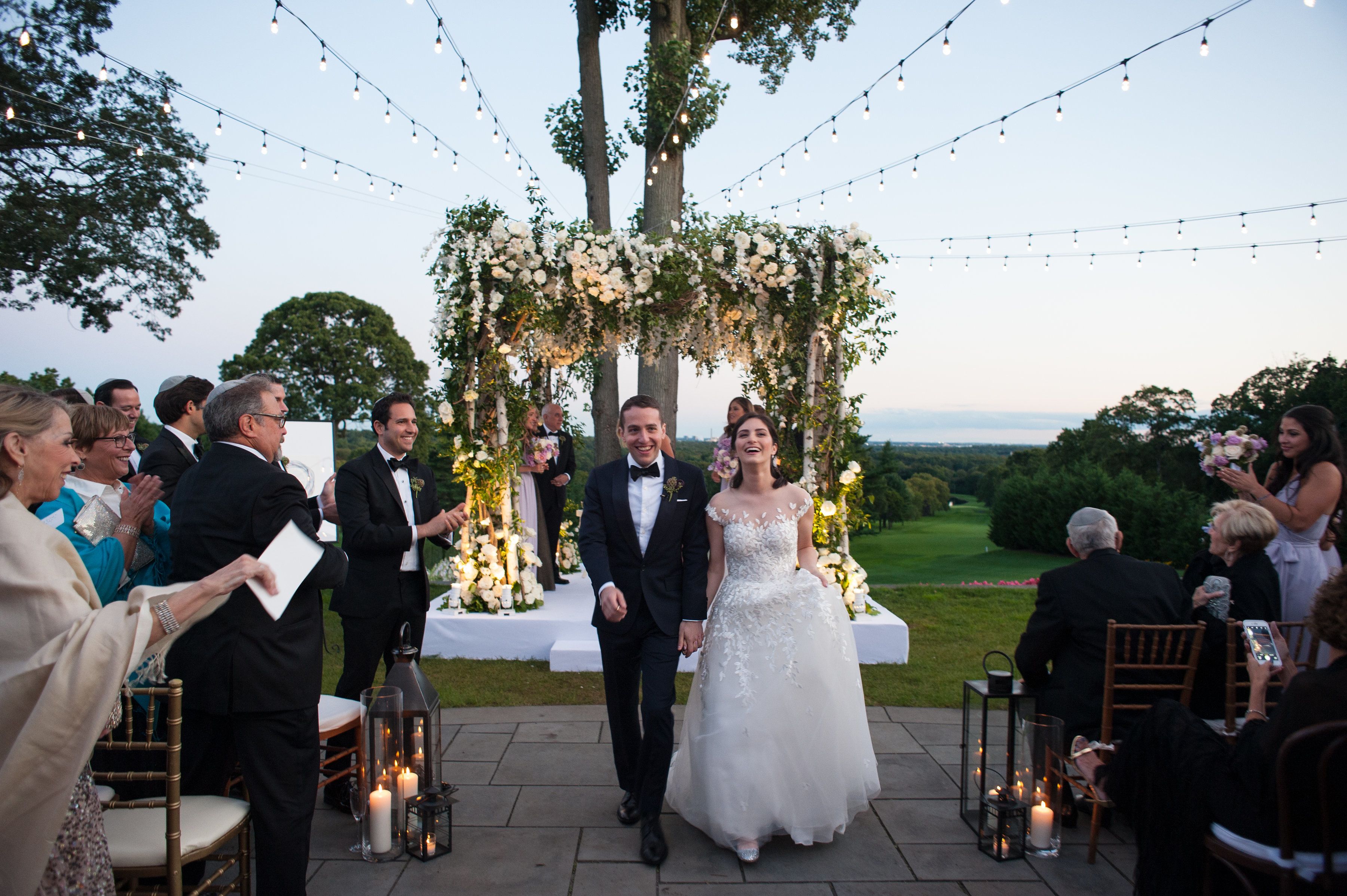 Beautiful Outdoor Wedding at Old Westbury Golf and Country Club in Old Westbury, NY | Stillwell Events