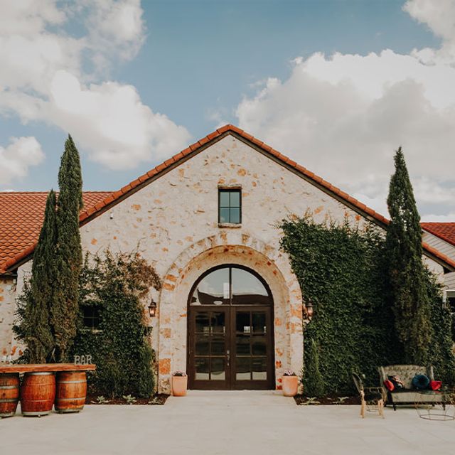 Featured photo from Ella Amore