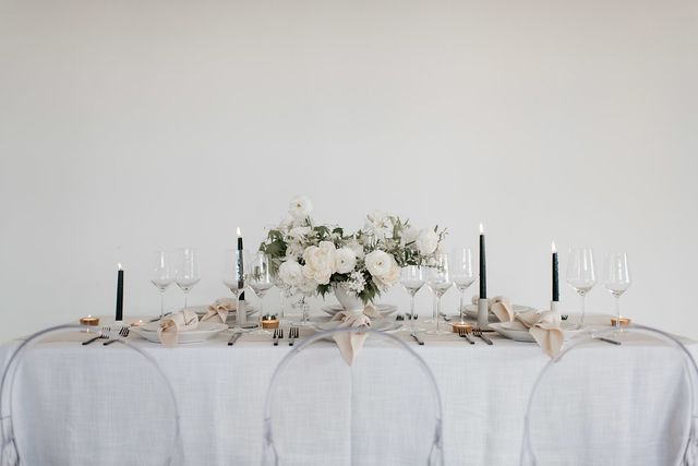 Featured photo from Stunning Black and White Wedding Inspiration