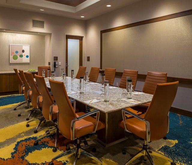 Featured photo from Oak Boardroom